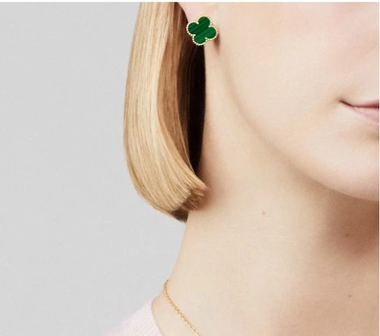 Van Cleef & Arpels VINTAGE ALHAMBRA, MALACHITE EARRINGS VCARO3QL00 1