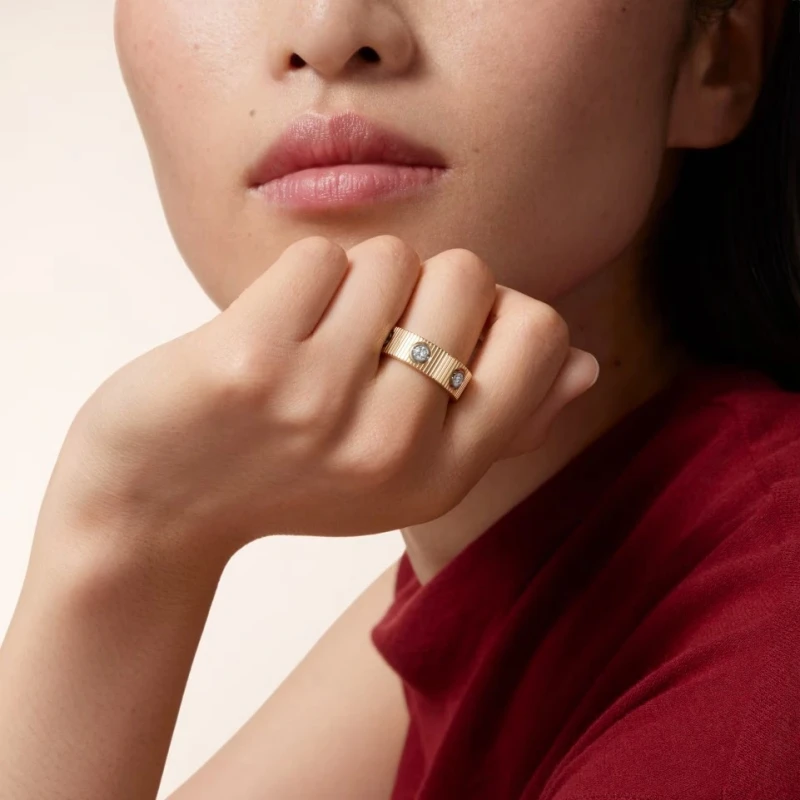 Cartier LOVE UNLIMITED RING, 6 DIAMONDS (SIZE 53) B4250053 3