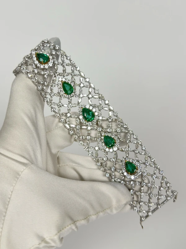 RalfDiamonds EMERALDS 10.05 CT & DIAMONDS 25.35 CT BRACELET RFD 10.05 CT 3