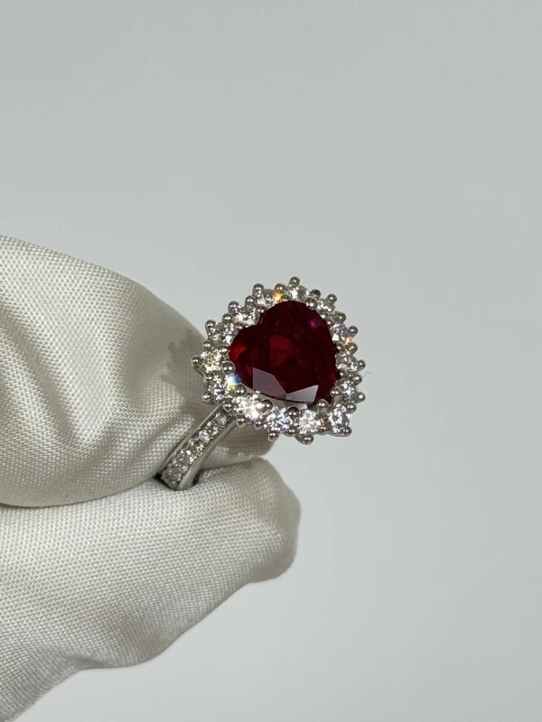 RalfDiamonds КОЛЬЦО RALFDIAMONDS С РУБИНОМ 2.7 CT 2.7 CT 3