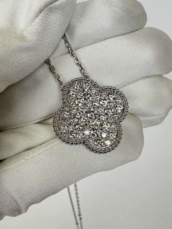 Van Cleef & Arpels MAGIC ALHAMBRA LARGE VCARN9MS00 6