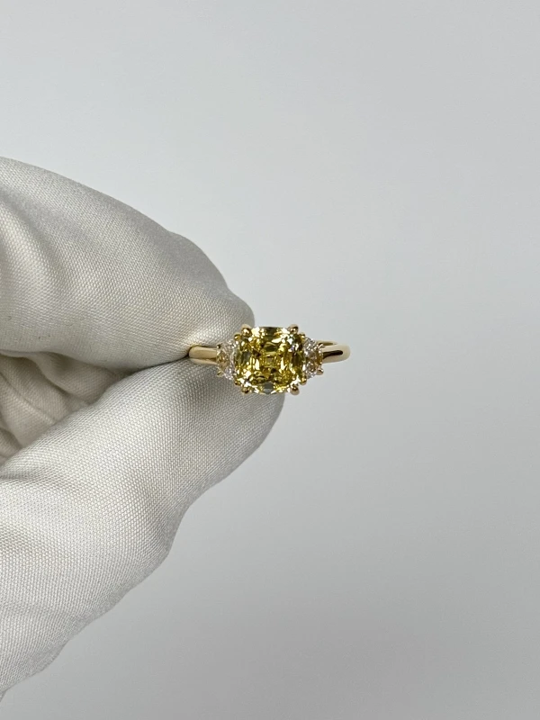 Tiffany & Co DIAMOND 3.07 CT FANCY INTENSE YELLOW/VS2 RING TCO3.07 2