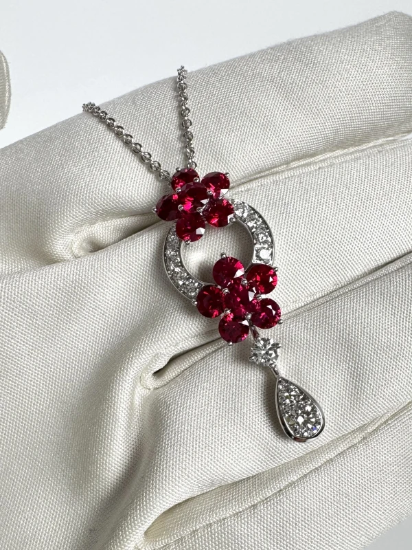 Graff ROSETTE RUBY & DIAMOND PENDANT RGP340 3