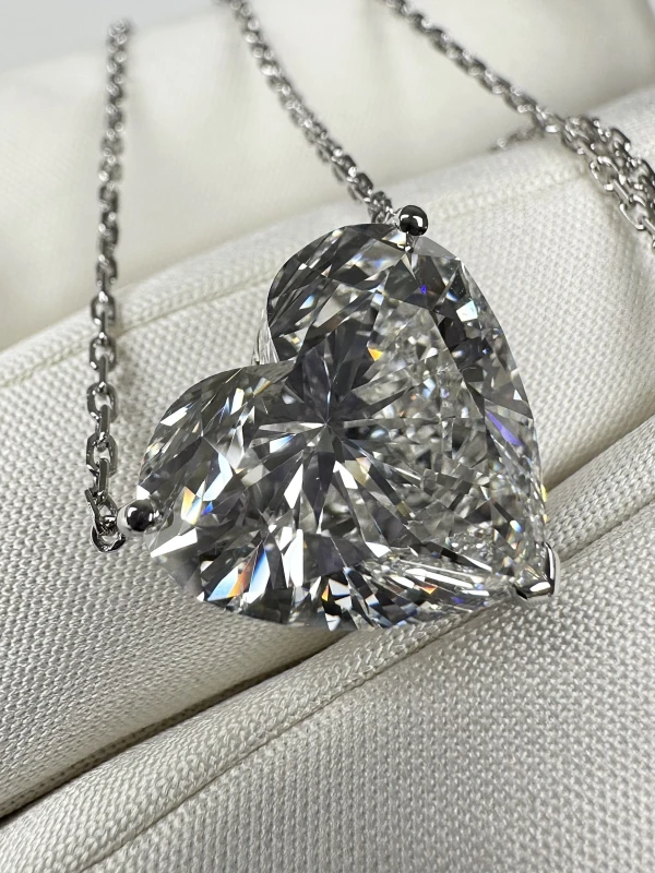 No name HEART DIAMOND 10.09 CT F/VS2 PENDANT (GIA) NN10.09CT Heart 3