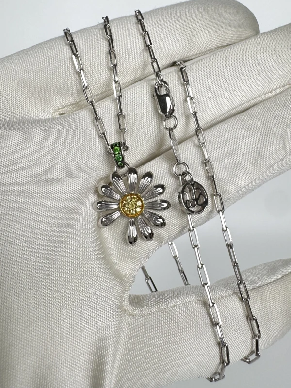 Jacob & Co Jacob & Co. X PEACEMINUSONE Pendant PD-GG-SS 5