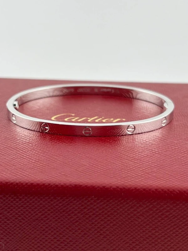 Cartier LOVE bracelet, small model (SIZE 16) B6079216 6