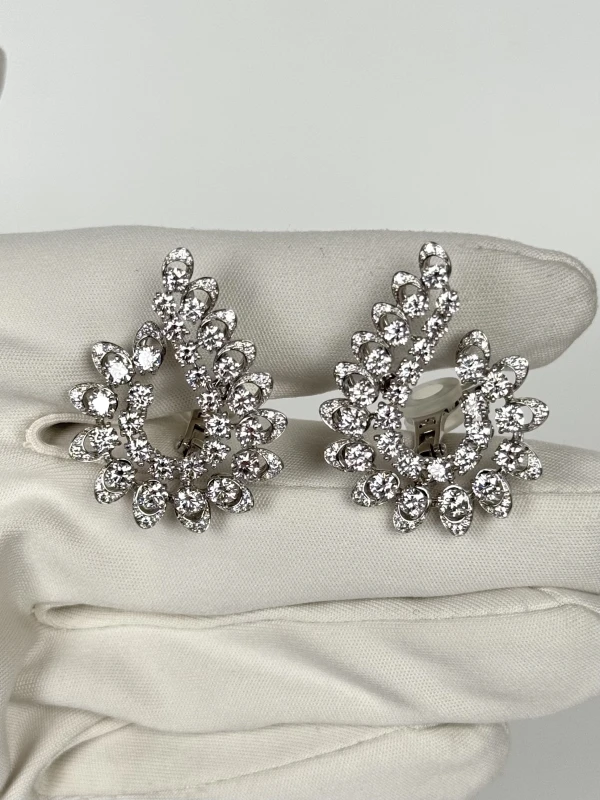 GRAFF White Gold White Round Diamond Ear Climber Studs RGE1603 3