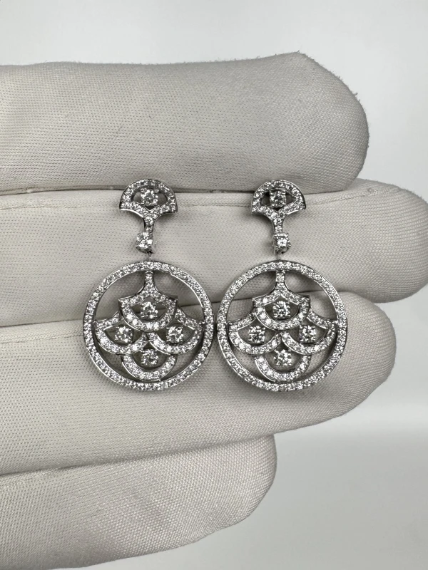 Graff ICON EARRINGS RGE878 3