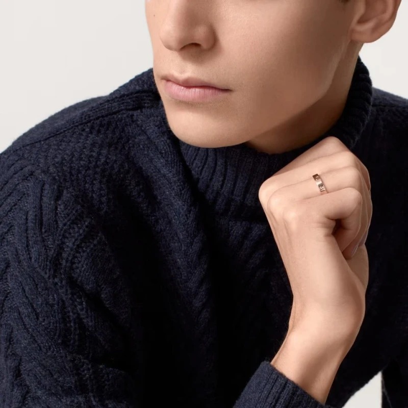 Cartier LOVE RING, SMALL MODEL (SIZE 62) B4085262 3