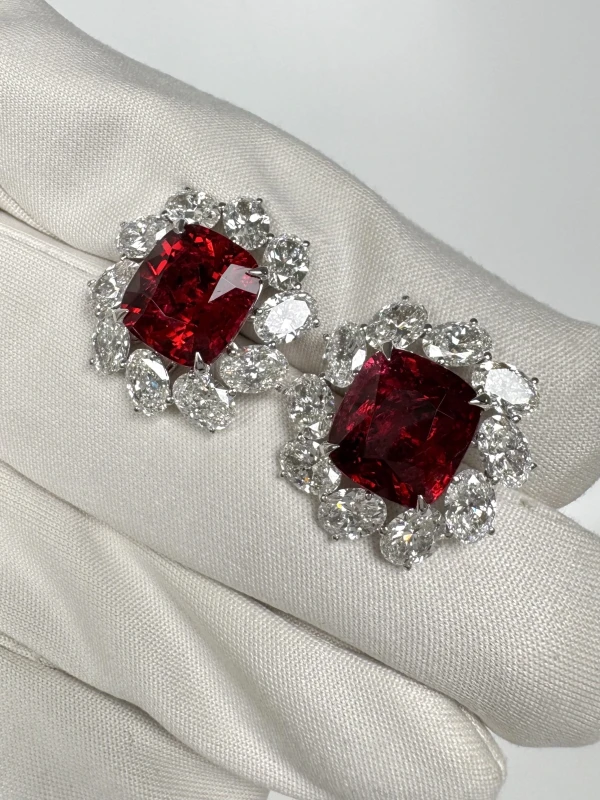 No name CUSHION SPINEL 5.46-5.57 CT VIVID RED  (BURMA) & OVAL DIAMONDS 6.97 D-E/VVS2-VS2 EARRINGS (GRS/GIA) nnS4.46-5.57ct 7