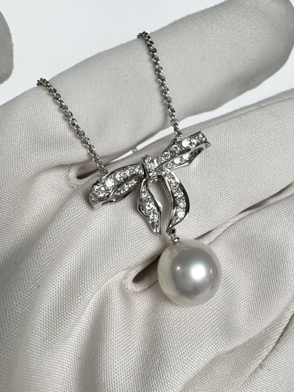 Mikimoto WHITE SOUTH SEA PEARL & DIAMOND BOW PENDANT PBS11WB 3