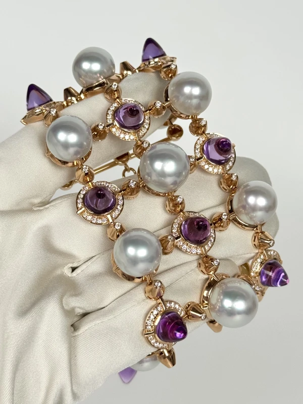 Jacob & Co БРАСЛЕТ С ЖЕМЧУГОМ, АМЕТИСТАМИ И БРИЛЛИАНТАМИ J&CO 2