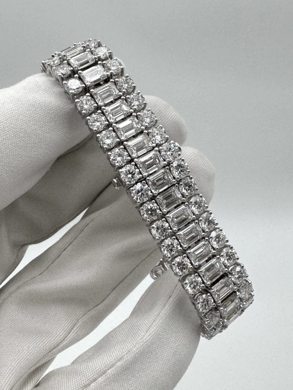 DeRosa EMERALD DIAMOND 20.37CT BRACELET (GIA) B203739 3