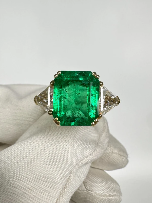 Bvlgari COLOMBIA EMERALD 5.97 CT GREEN RING (AGL) BVG5.97 4