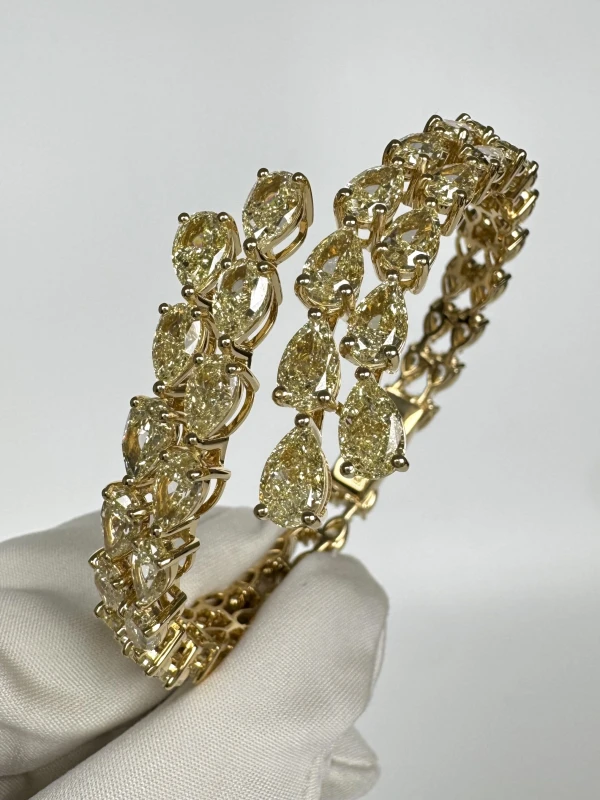 DeRosa PEAR DIAMONDS 34.03 CT FANCY LIGHT YELLOW BRACELET (SIZE 17) B514421 3