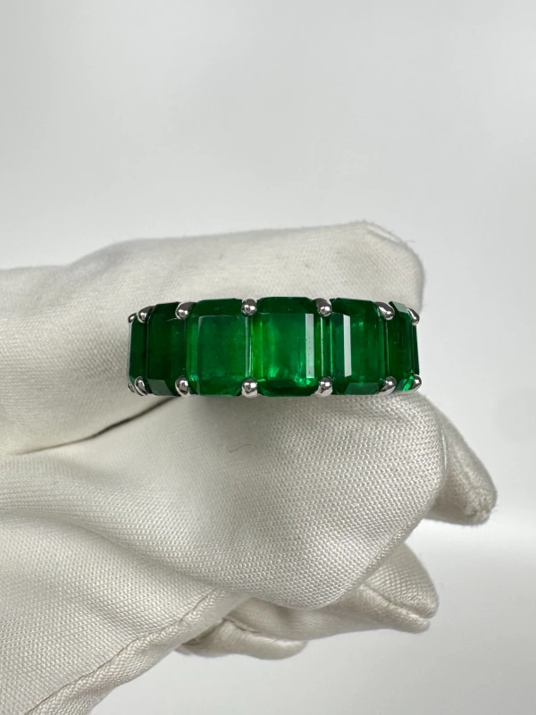 DeRosa EMERALD 11.18 CT VIVID GREEN RING (SIZE 53) R548301 2