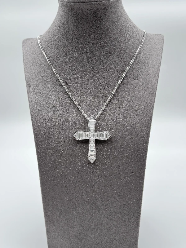 Graff BAGUETTE CUT DIAMOND CROSS PENDANT RGP 9.78 3