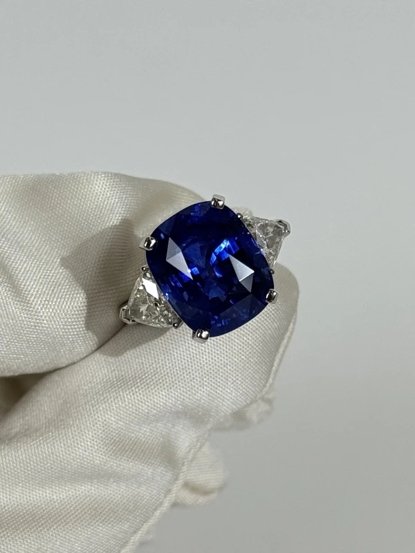 No name CUSHION SAPPHIRE 15.15 CT ROYAL BLUE RING (SIZE 51) nnS15.15ct 3
