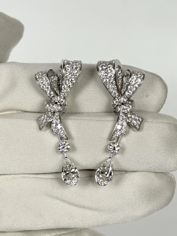 GRAFF Tilda’s Bow Diamond Drop Earrings RGE2024 3