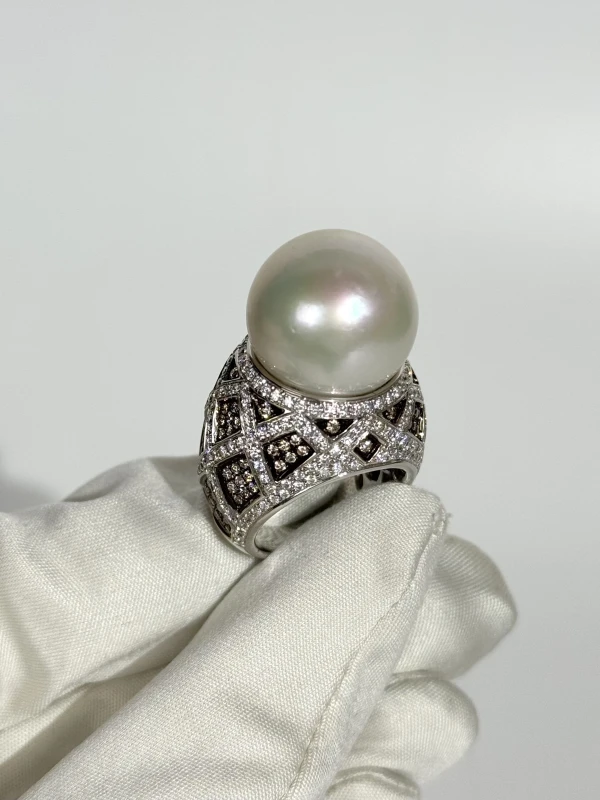 No name С БРИЛЛИАНТАМИ 18,3мм И ЖЕМЧУГОМ Jewelry 2