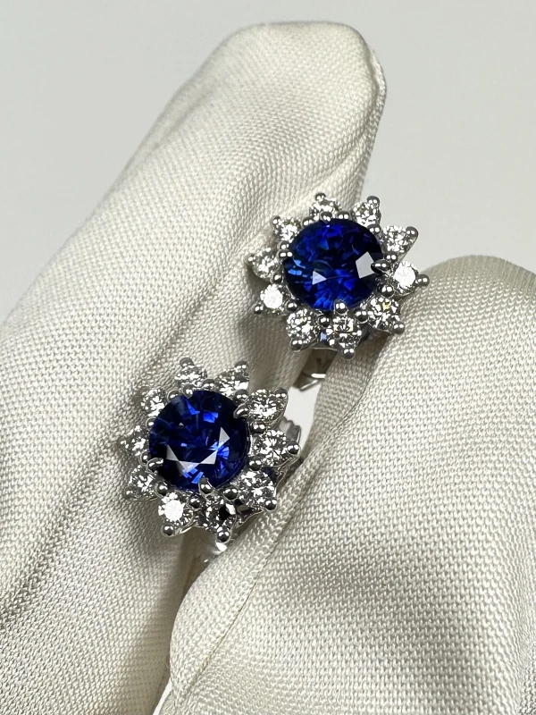 DeRosa Sapphire 2.29 ct and Diamond 0.68 ct Earrings E5592961 3