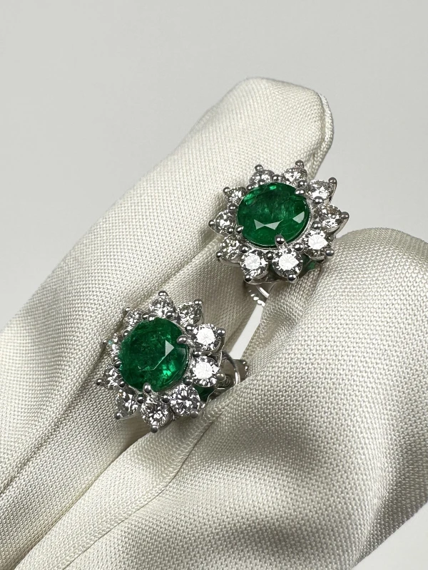 DeRosa Emerald 2,32 ct and Diamond 1,39 ct Earrings E6413717 3
