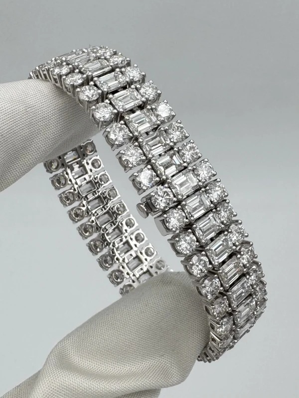 DeRosa EMERALD DIAMOND 20.3 CT BRACELET (GIA) B398171 3