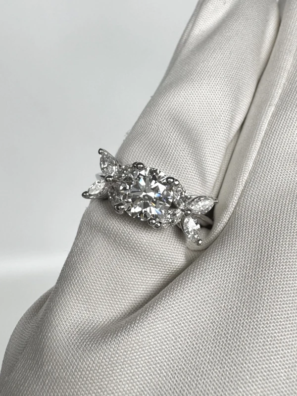 Tiffany & Co VICTORIA DIAMOND 1.5 CT G/VS1 RING (SIZE 54) Victoria1.5g/vs 3