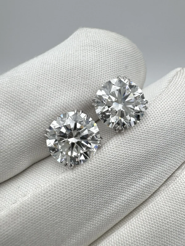 Maximilian СЕРЬГИ-ПУСЕТЫ С БРИЛЛИАНТАМИ 3.02-3.00 CT G-H/VS1 M2.50-2.51 3