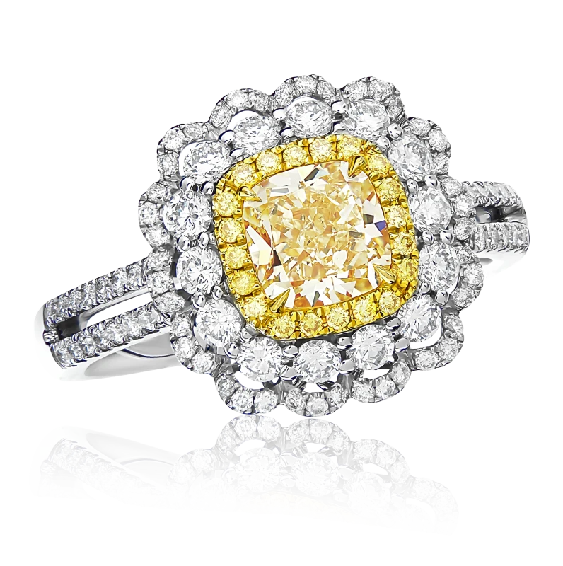 CUSHION DIAMOND 1.05 CT FANCY LIGHT YELLOW/VS2 RING (GIA)