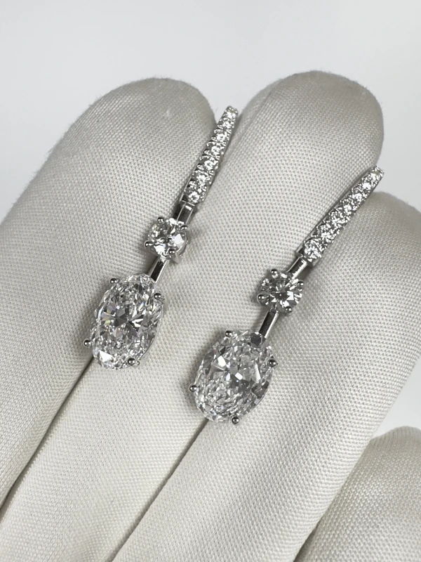 Earrings without a brand OVAL DIAMOND 2.50 - 2.51 CT D/VS1 EARRINGS (GIA) 2.50-2.51 3