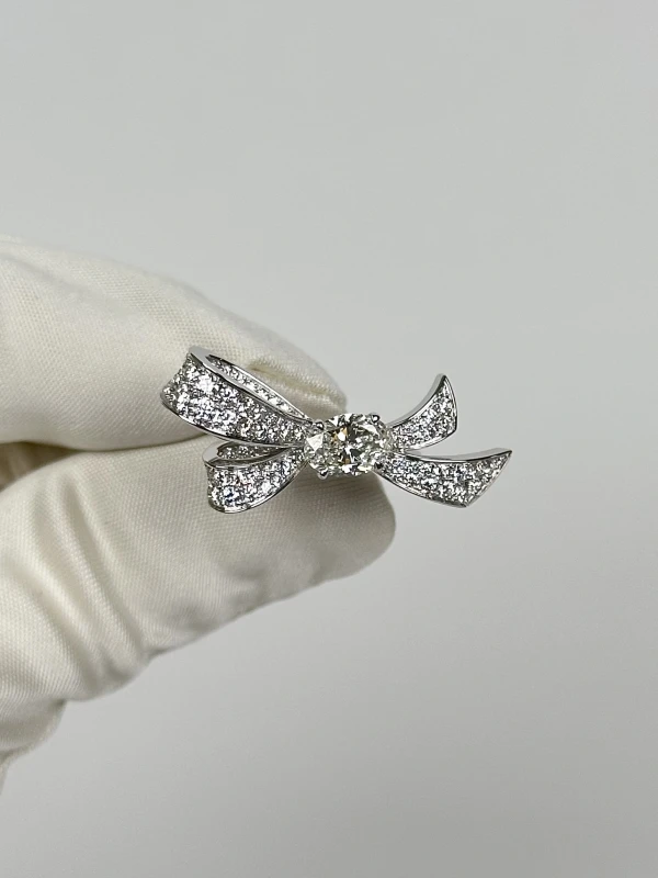 GRAFF WHITE GOLD DIAMOND TILDA'S BOW RING RGR978 2