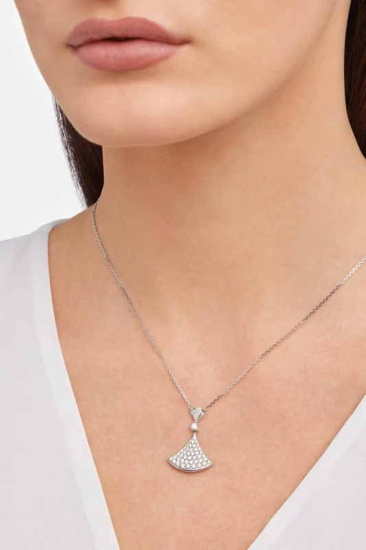 Bvlgari DIVAS' DREAM NECKLACE 350066 3