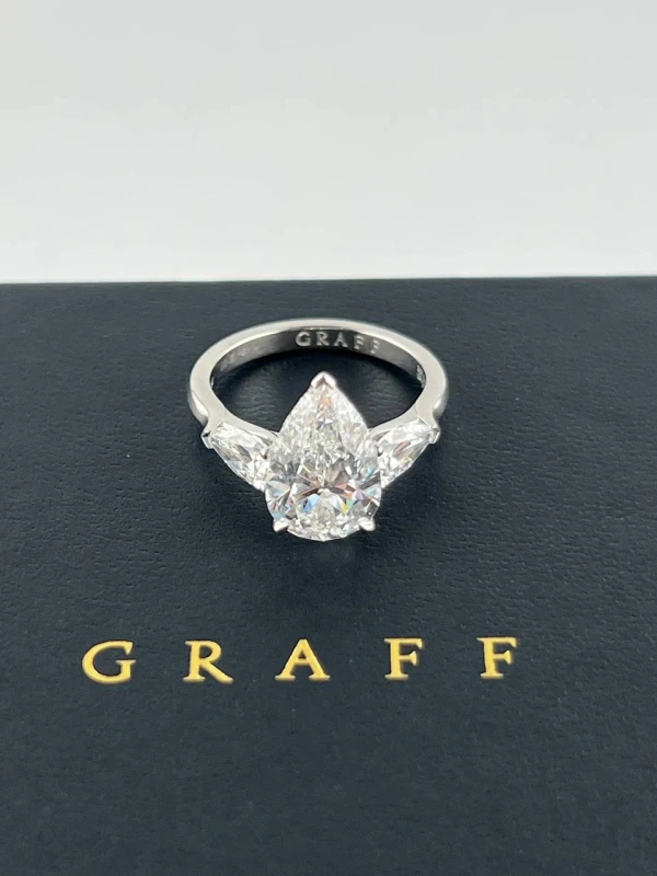 Graff КОЛЬЦО С БРИЛЛИАНТОМ 3.01 CT E/VS1 RGR 3.01CT 3