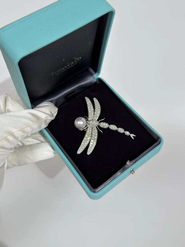 Tiffany & Co DIAMOND & PEARL DRAGONFLY BROOCH T&Co 4