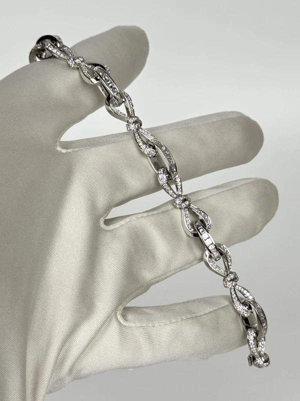 GRAFF Tilda's Bow Diamond Link Bracelet RGB717 6