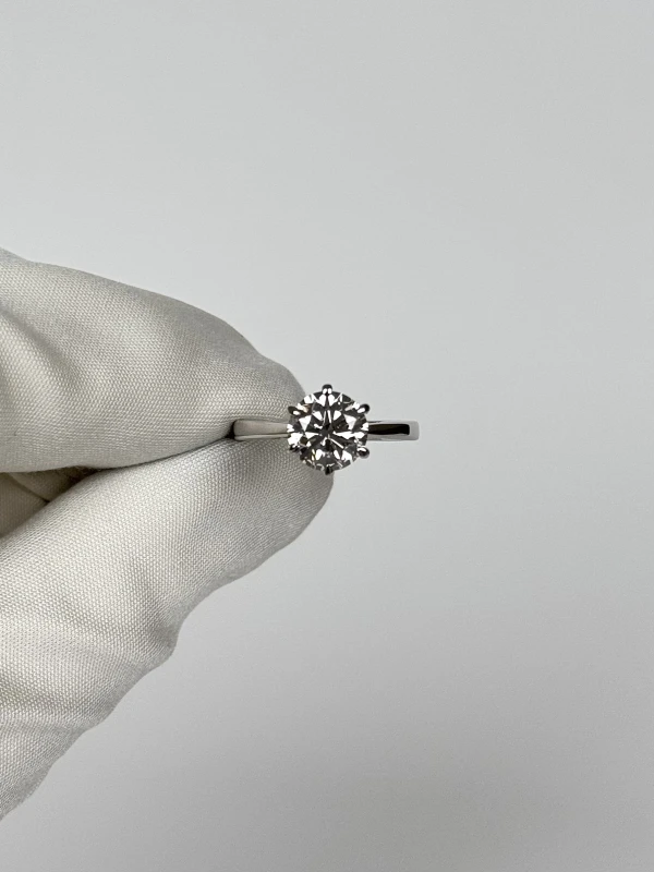 СЕРЬГИ NO NAME NN2.01H/VVS1 ROUND DIAMOND 2.01 CT H/VVS1 RING (GIA) NN2.01H/VVS1 2