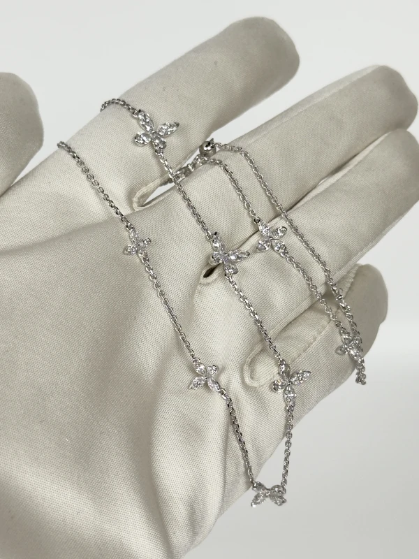 GRAFF Classic Butterfly Petite Diamond Necklace RGN827 4