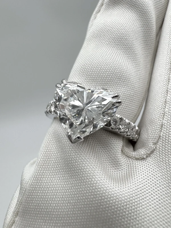 No name HEART DIAMOND 4.01 CT G/VVS2 RING (SIZE 54) GIA EXEX nn4.01ct G/VVS2 5