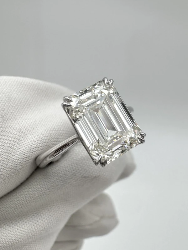 Earrings without a brand EMERALD DIAMOND 3.19 CT J/VS1 RING (GIA) nn3.19ct 2