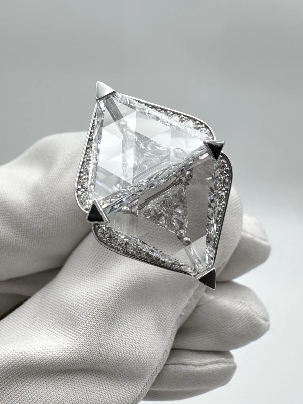 DeRosa FANCY SHAPE CUT DIAMOND 4.03 - 4.02 CT (SIZE 53) R895228B 2