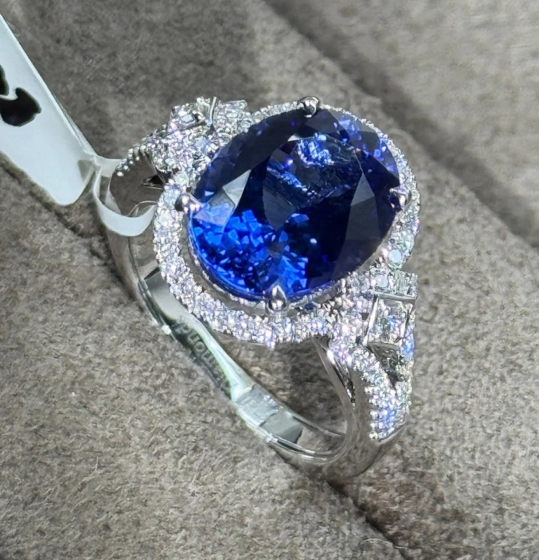 RalfDiamonds КОМПЛЕКТ С ТАНЗАНИТАМИ И БРИЛЛИАНТАМИ 0.88 карат E-F/VVS 2
