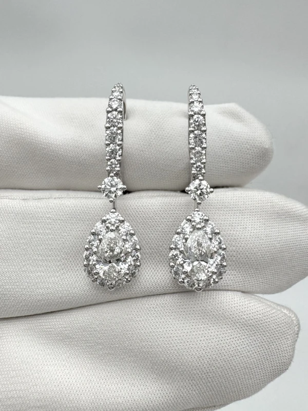 GRAFF Icon Pear Shape Diamond Earrings RGE1523 3