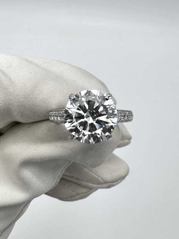 СЕРЬГИ NO NAME ROUND DIAMOND 5.19 CT F/VS1 RING (GIA) NN 5.19 CT F/VS1 2