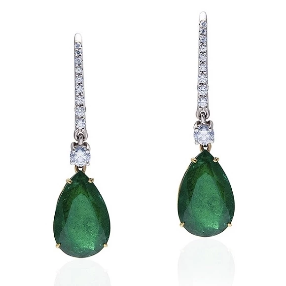 Earrings without a brand С ИЗУМРУДАМИ 7.13 CT - 6.39 CT И БРИЛЛИАНТАМИ 7.13 CT - 6.39 CT