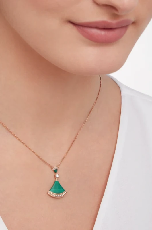 Bvlgari DIVAS’ DREAM NECKLACE 351143 3
