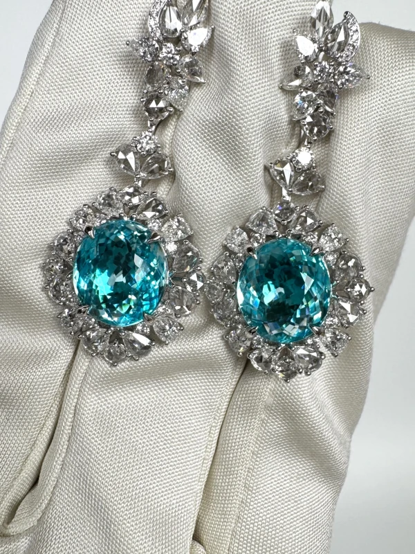 Earrings without a brand PARAIBA TOURMALINE 4.83-5.78 CT (NEON BLUE) EARRINGS NN 4.83-5.78 CT 5