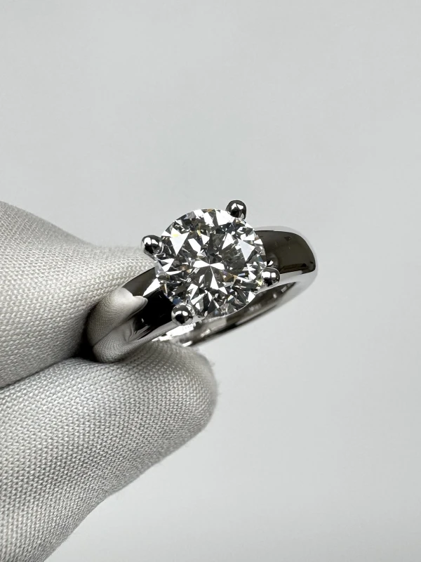 RalfDiamonds ROUND DIAMOND 2.02 CT E/VS1 RING (SIZE 53) 2.02ct 4