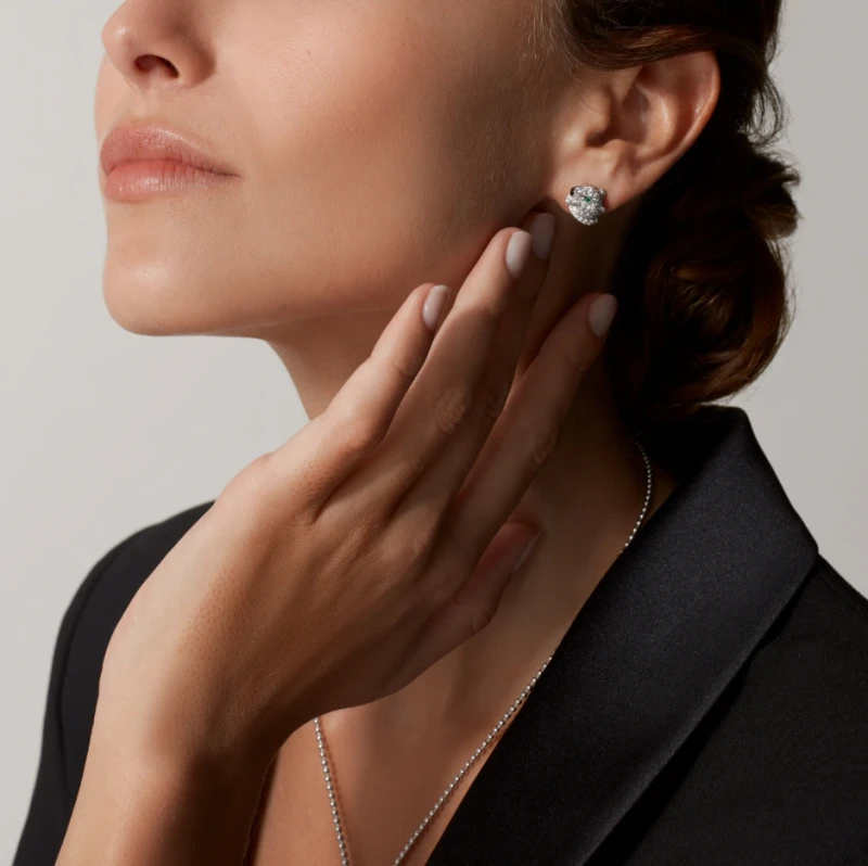 Cartier PANTHERE DE CARTIER EARRINGS N8050700 2