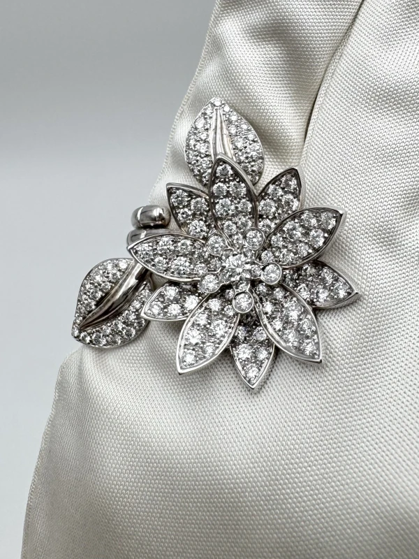Van Cleef & Arpels LOTUS BETWEEN THE FINGER RING (SIZE 52) VCARP1ND00-52 6